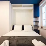 Old Micro-apartments * Ζαντάρ