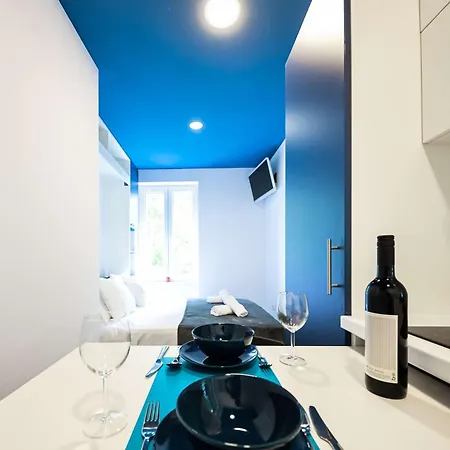 Old Micro-apartments Apartamento