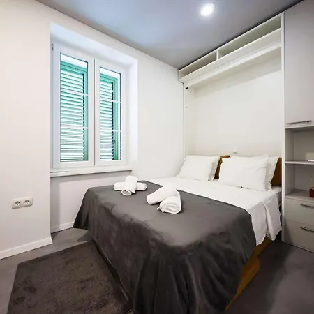 Old Micro-apartments Διαμέρισμα *
