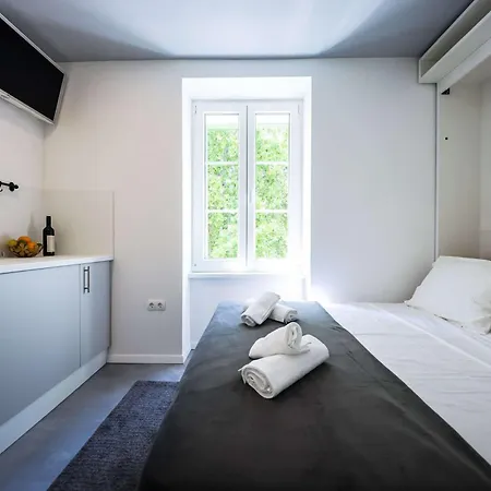 Old Micro-apartments * Zadar